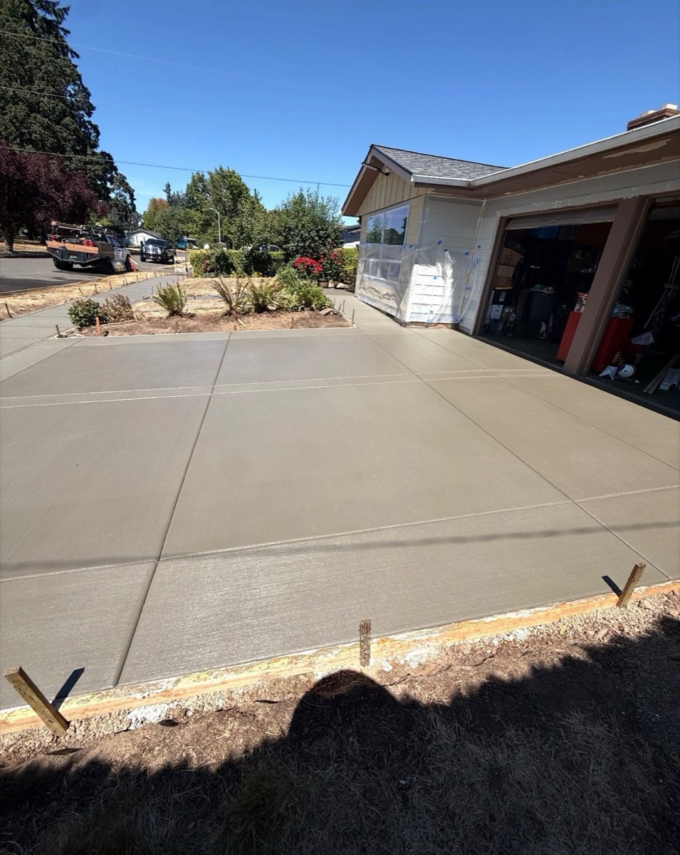 New concrete driveway installation Albany Oregon